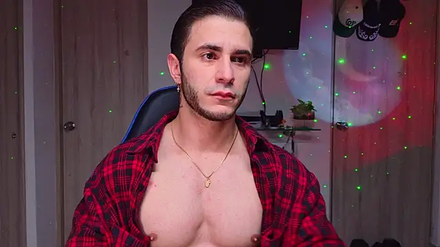 Latino stud4u online show from August 1, 12:21 am