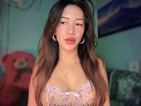 Snapshot of Jasmine_Elcock chatting on December 5, 7:54 pm Jasmine Elcock online show from December 5, 7:54 pm