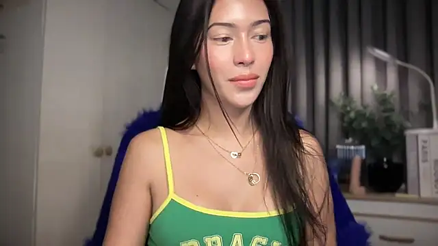 Snapshot of Jasmine_Elcock chatting on May 16, 7:45 pm Jasmine Elcock online show from May 16, 7:45 pm