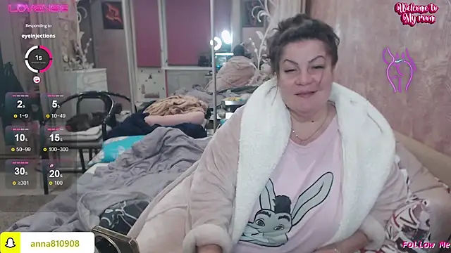 Snapshot of femme_fatale1 chatting on October 27, 6:01 pm femme fatale1 online show from October 27, 6:01 pm