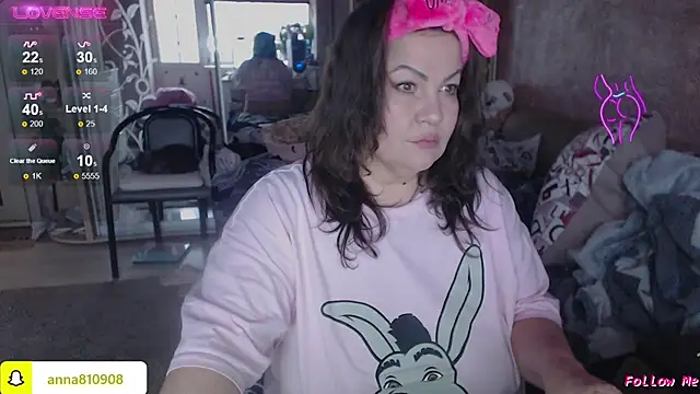 Snapshot of femme_fatale1 chatting on December 16, 12:32 pm femme fatale1 online show from December 16, 12:32 pm