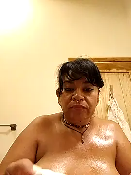 Snapshot of karlablue_ chatting on February 26, 7:38 pm karlablue online show from February 26, 7:38 pm