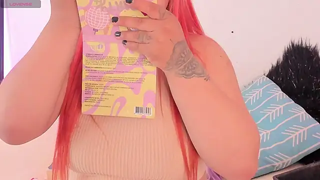 SophieRossi online show from October 28, 12:52 pm