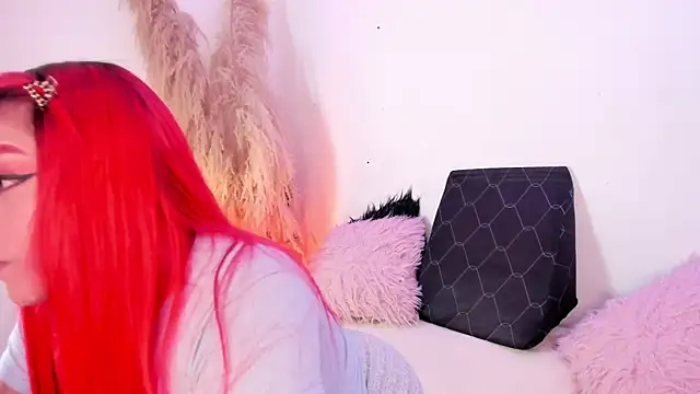 SophieRossi online show from December 20, 3:46 am