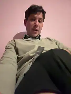 Snapshot of Taxidriver1988 chatting on February 10, 9:04 pm Taxidriver1988 online show from February 10, 9:04 pm