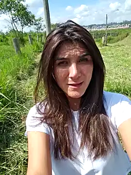 Snapshot of Yuky_ta chatting on December 25, 3:38 pm Yuky ta online show from December 25, 3:38 pm