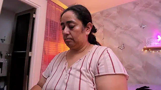 agathaxxx-69 online show from September 27, 7:41 pm