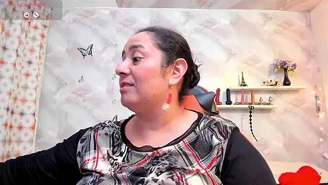 agathaxxx-69 online show from November 4, 7:57 pm