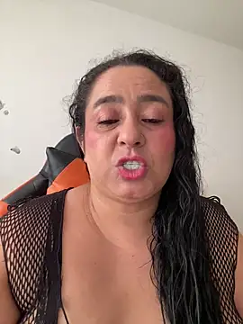 agathaxxx-69 online show from August 3, 8:01 pm