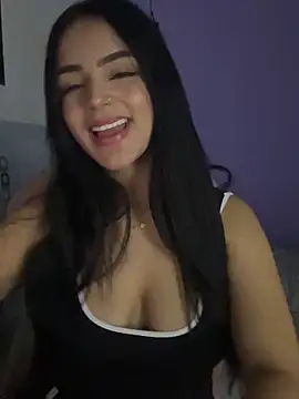 Snapshot of anniehart chatting on November 7, 1:49 am anniehart online show from November 7, 1:49 am