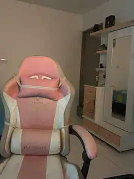 Snapshot of anniehart chatting on March 8, 1:36 am anniehart online show from March 8, 1:36 am