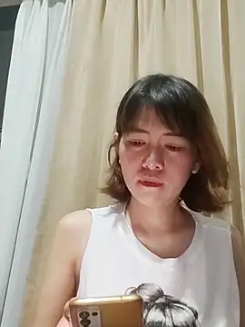 Little suzy5 online show from March 5, 2:45 pm