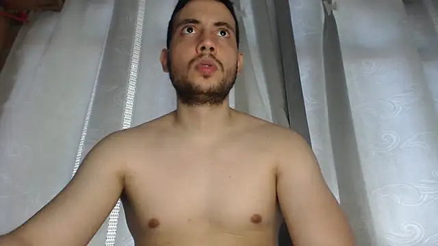 Snapshot of Armando_2002 chatting on March 1, 5:16 pm Armando 2002 online show from March 1, 5:16 pm