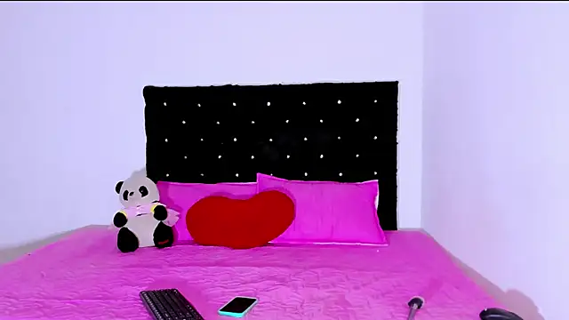 Snapshot of valen_colombian69 chatting on December 31, 5:11 am valen colombian69 online show from December 31, 5:11 am