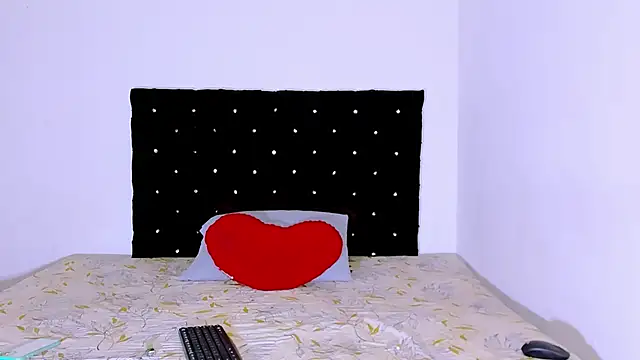 Snapshot of valen_colombian69 chatting on January 17, 5:21 am valen colombian69 online show from January 17, 5:21 am