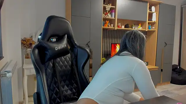 Claire95  online show from February 26, 6:56 am