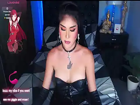 Snapshot of BigCockGODDESS chatting on January 5, 8:22 am BigCockGODDESS online show from January 5, 8:22 am