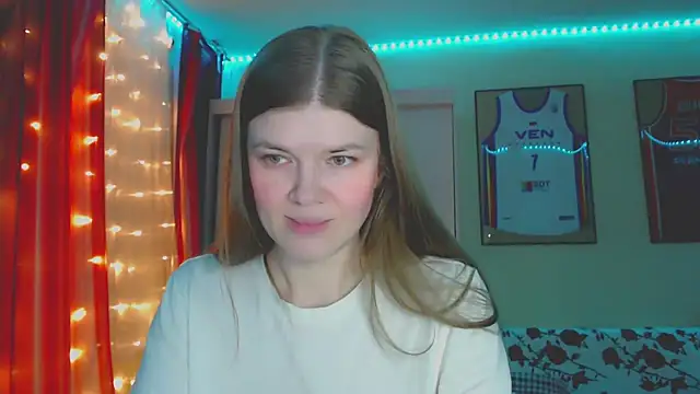 Snapshot of Klementa chatting on November 3, 6:53 pm Klementa online show from November 3, 6:53 pm