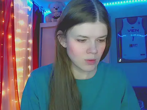 Snapshot of Klementa chatting on February 11, 6:35 pm Klementa online show from February 11, 6:35 pm