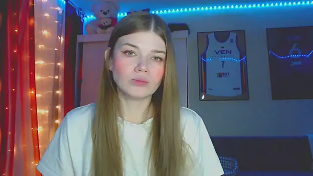 Snapshot of Klementa chatting on February 13, 6:48 pm Klementa online show from February 13, 6:48 pm