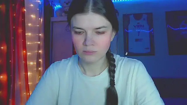 Snapshot of Klementa chatting on February 23, 6:49 pm Klementa online show from February 23, 6:49 pm