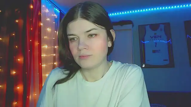 Snapshot of Klementa chatting on February 25, 7:45 pm Klementa online show from February 25, 7:45 pm