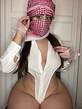 Snapshot of arabiaAna chatting on September 16, 12:00 am arabiaAna online show from September 16, 12:00 am