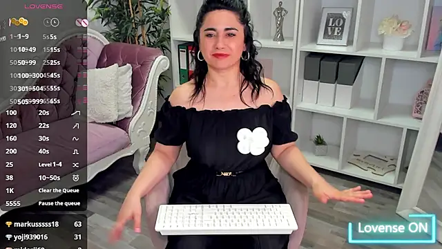 EmaBrownie online show from June 11, 12:32 am