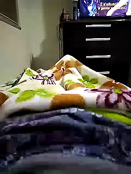 Snapshot of shiiank chatting on July 3, 3:02 am shiiank online show from July 3, 3:02 am