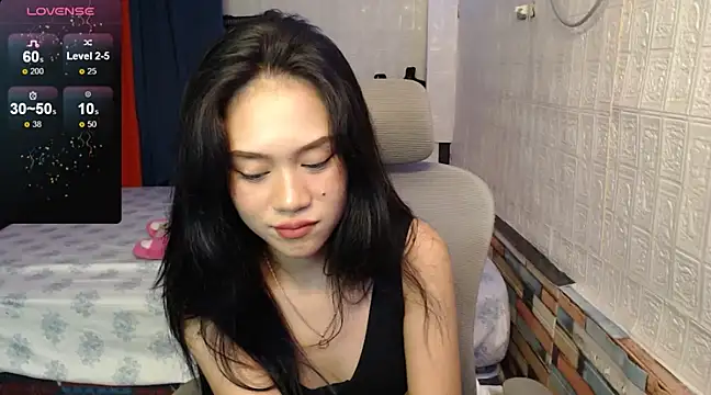 Snapshot of sweetmimi18 chatting on December 8, 11:46 am sweetmimi18 online show from December 8, 11:46 am