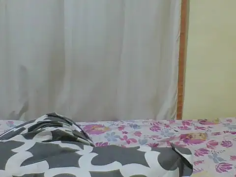Snapshot of cute_lavenda chatting on September 13, 10:42 pm cute lavenda online show from September 13, 10:42 pm