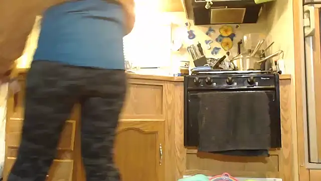 Snapshot of sexyinpantyhose chatting on January 19, 6:31 am sexyinpantyhose online show from January 19, 6:31 am