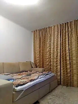 Snapshot of baby_sweet_girl_ chatting on January 19, 2:47 am baby sweet girl online show from January 19, 2:47 am