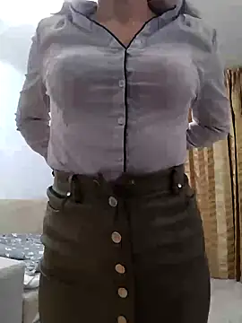 Snapshot of baby_sweet_girl_ chatting on February 3, 2:14 am baby sweet girl online show from February 3, 2:14 am