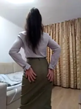 baby sweet girl  online show from November 2, 9:17 pm