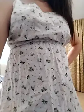 baby sweet girl  online show from November 9, 8:40 pm