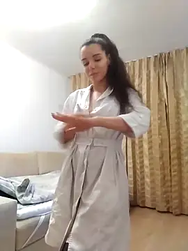 baby sweet girl  online show from March 19, 10:03 pm