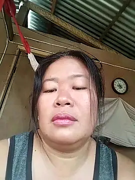 Snapshot of lickmepussy21 chatting on October 1, 11:22 pm lickmepussy21 online show from October 1, 11:22 pm