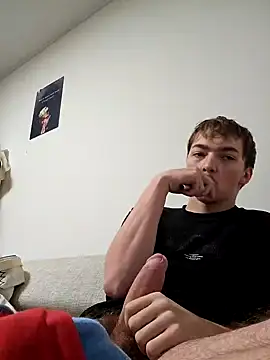 Snapshot of BigJuicy18cm chatting on February 27, 10:15 am BigJuicy18cm online show from February 27, 10:15 am