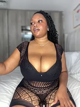 Hyra Ari online show from January 6, 1:15 pm