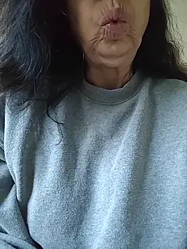 Susannemilf online show from November 10, 2:05 pm