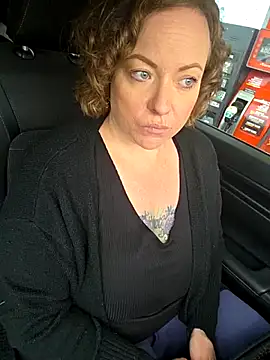 julimonroe online show from May 29, 1:53 pm