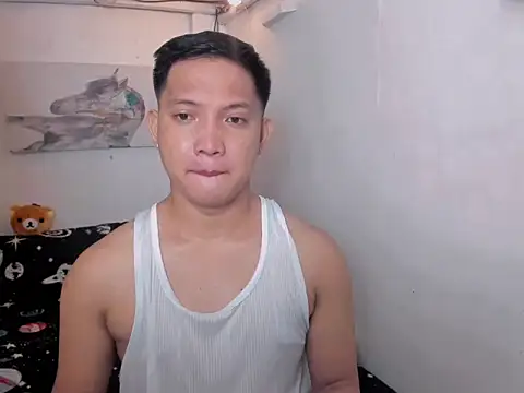 xSebastian19 online show from May 8, 4:51 am