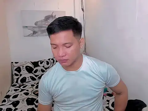 xSebastian19 online show from August 4, 5:37 pm