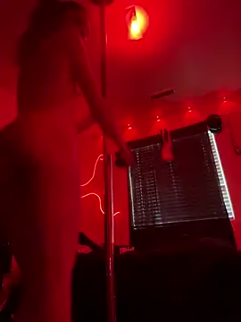 spoilbadkittynow online show from July 26, 10:49 pm