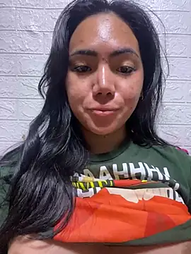 Snapshot of Martha_pookerxxx chatting on January 12, 10:12 pm Martha pookerxxx online show from January 12, 10:12 pm