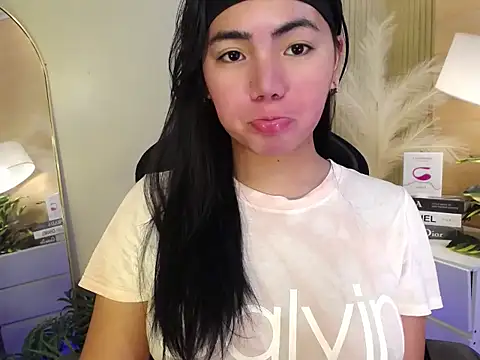 Snapshot of Martha_pookerxxx chatting on February 21, 1:22 am Martha pookerxxx online show from February 21, 1:22 am