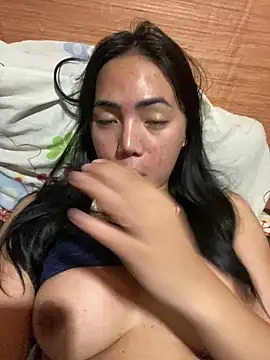 Snapshot of Martha_pookerxxx chatting on March 15, 1:41 am Martha pookerxxx online show from March 15, 1:41 am