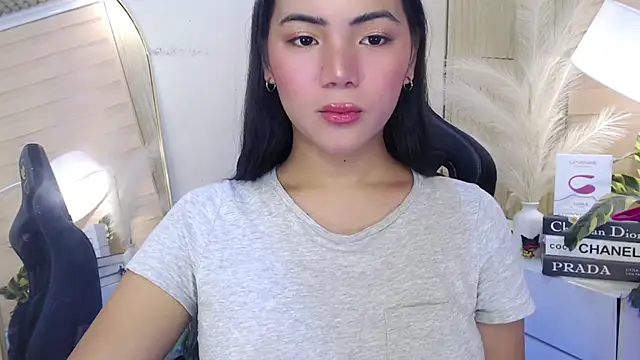 Snapshot of Martha_pookerxxx chatting on November 25, 11:49 pm Martha pookerxxx online show from November 25, 11:49 pm