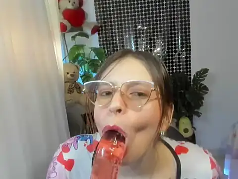 lorenitabella online show from December 4, 9:23 pm